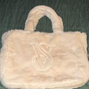 NWT Victoria's Secret Pale Cream Faux Fur Tote